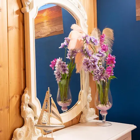 Alojamento de Acomodação e Pequeno-almoço Acqua Di Mare Locogrande