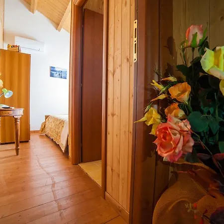 Acqua Di Mare Bed & Breakfast 3*